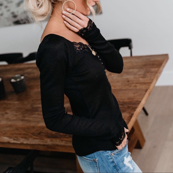 LAST‼️Lace me Up Henley-Black - Picture 5 of 8